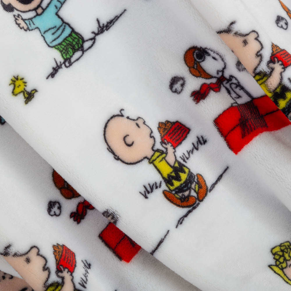 Peanuts® VelvetLoft® Throw