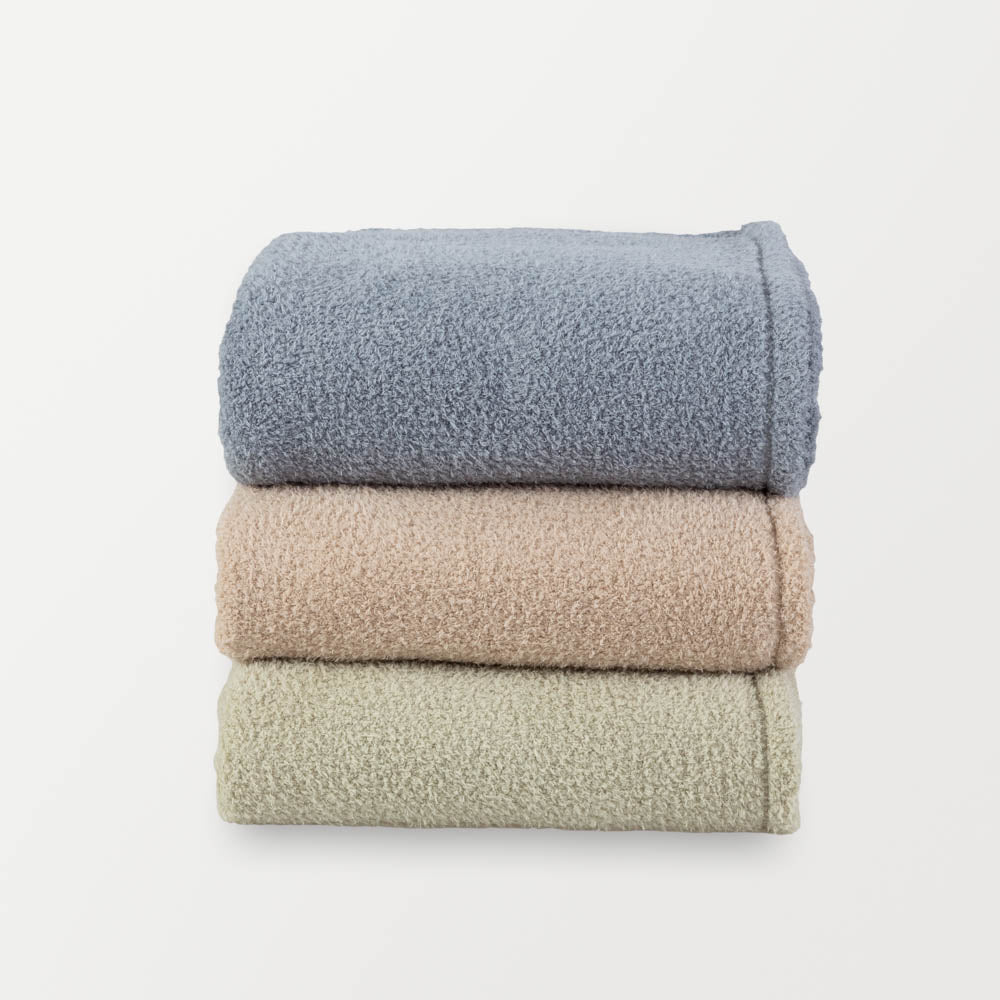 Retro Comfort Plush Blanket