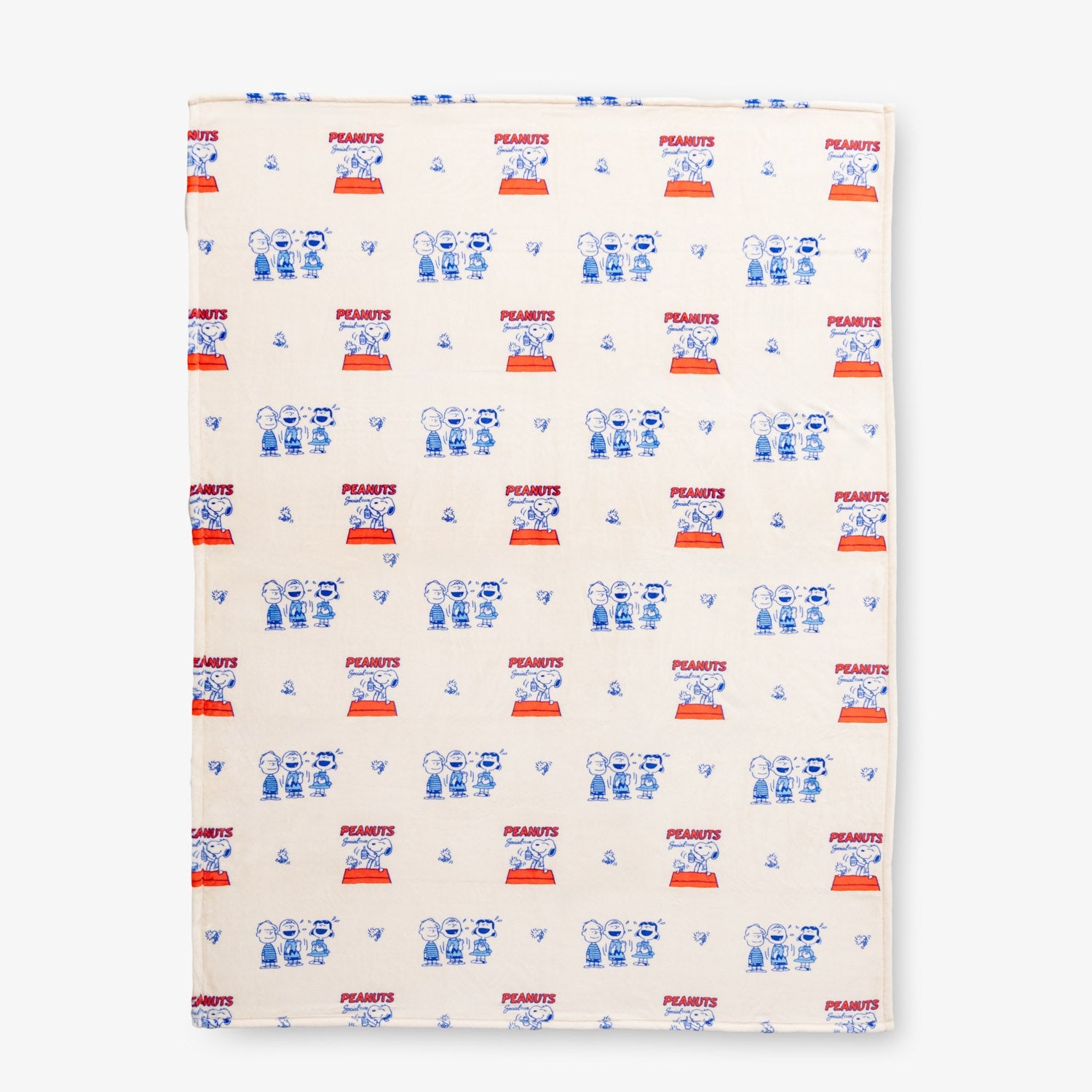 Peanuts® VelvetLoft® Throw