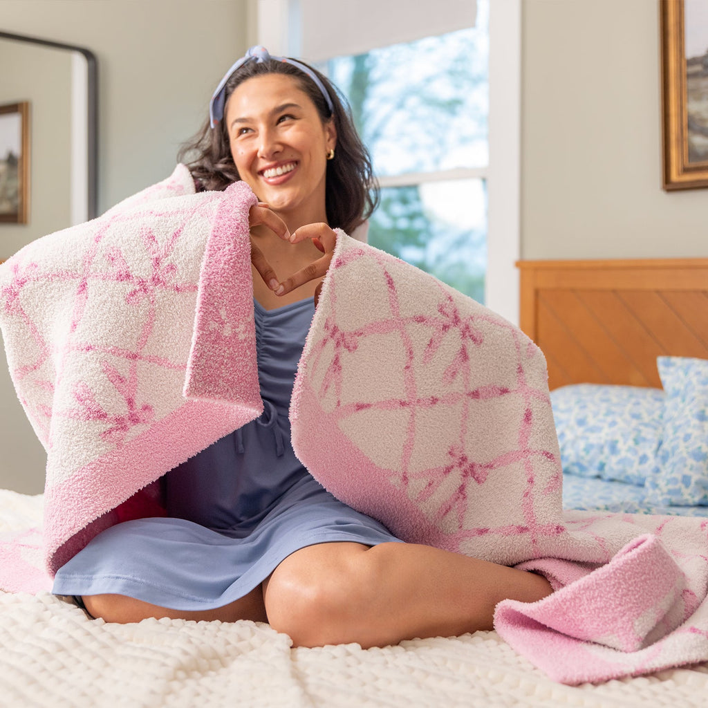 Krissy Mast MellowSoft Bow Throw