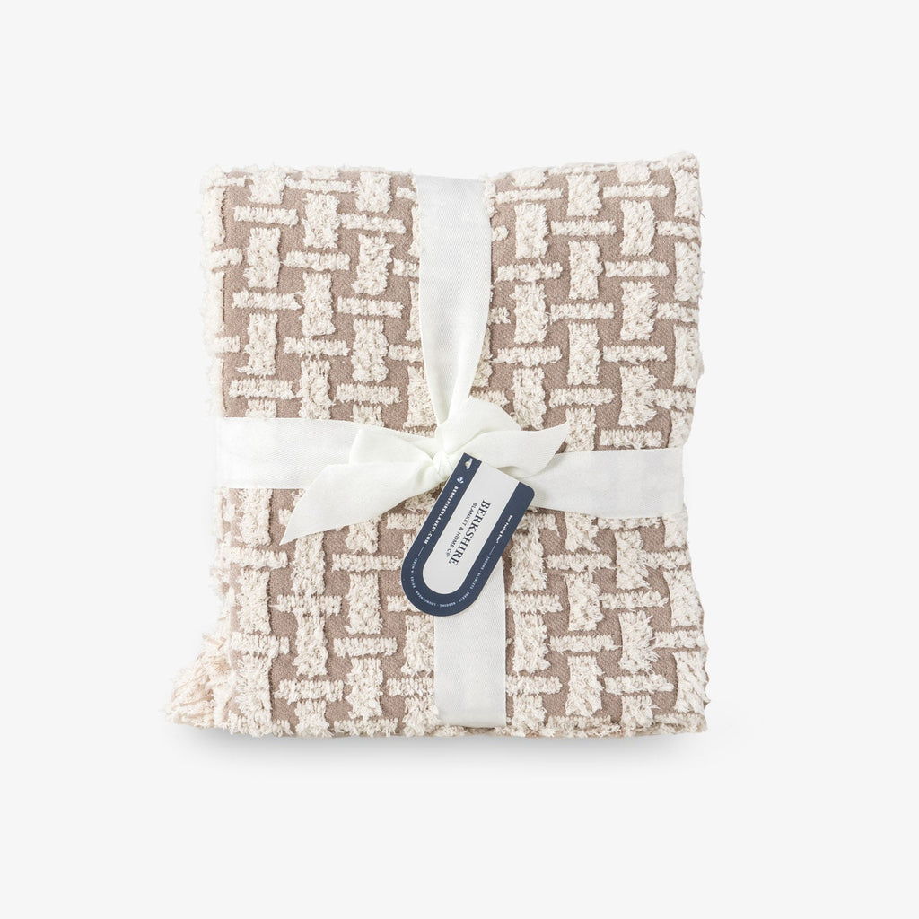 Basket Weave Tassel Throw