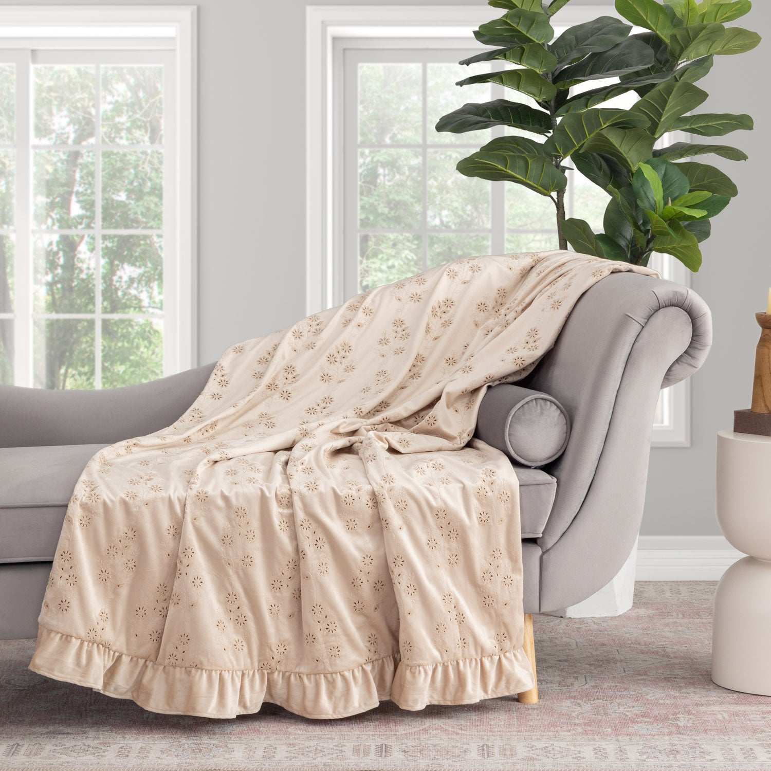 Eyelet Ruffle Throw