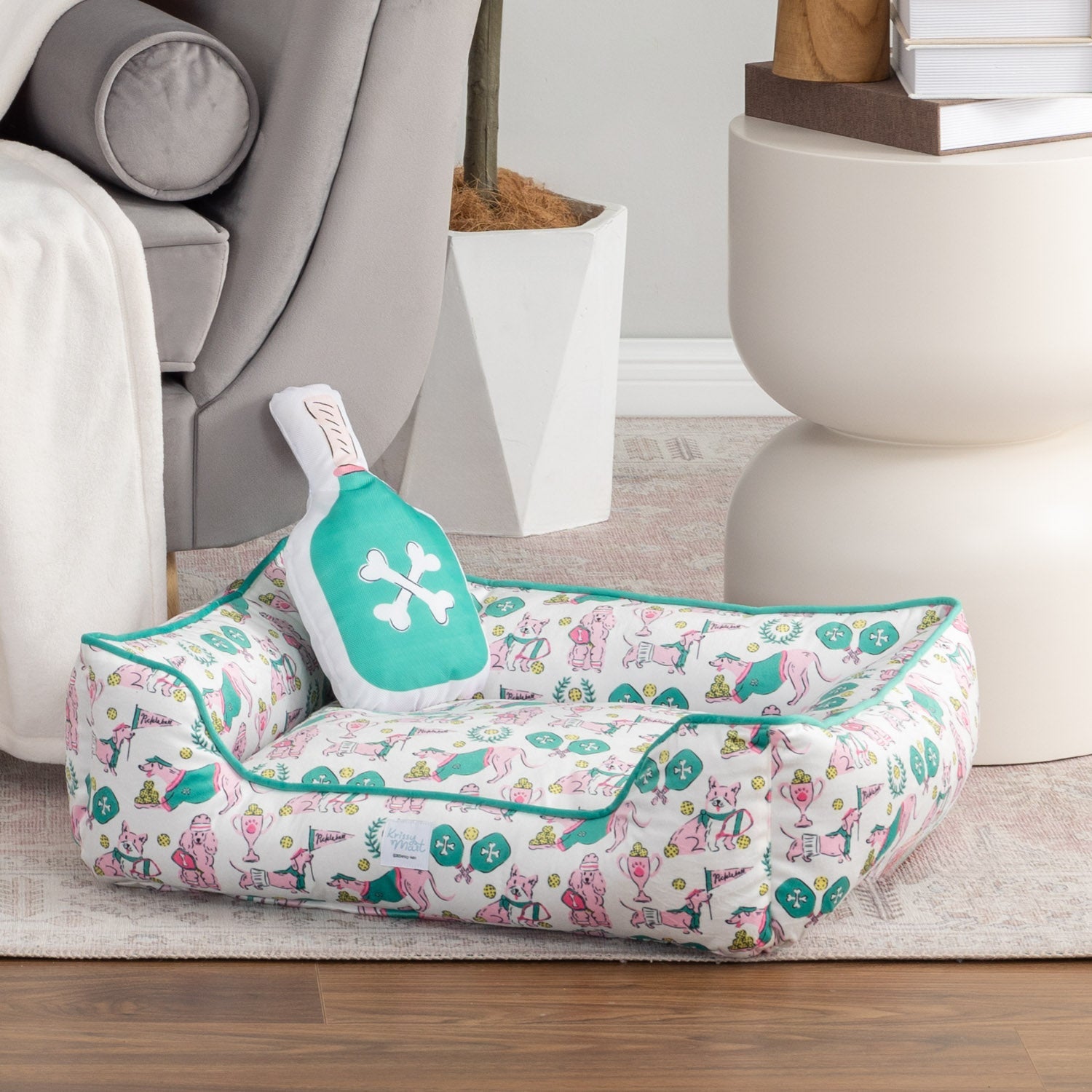 Krissy Mast Pet Bed & Dog Toy Set