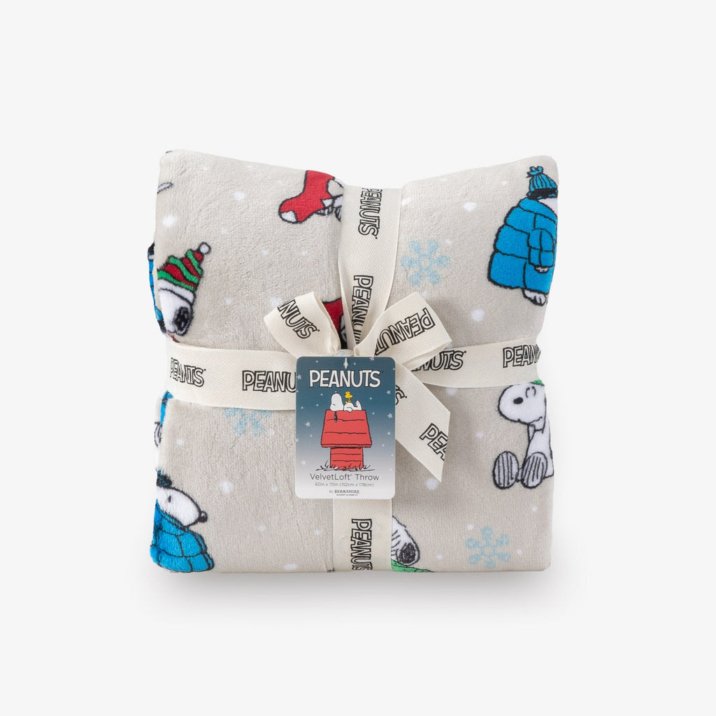 Peanuts® Holiday VelvetLoft® Throw