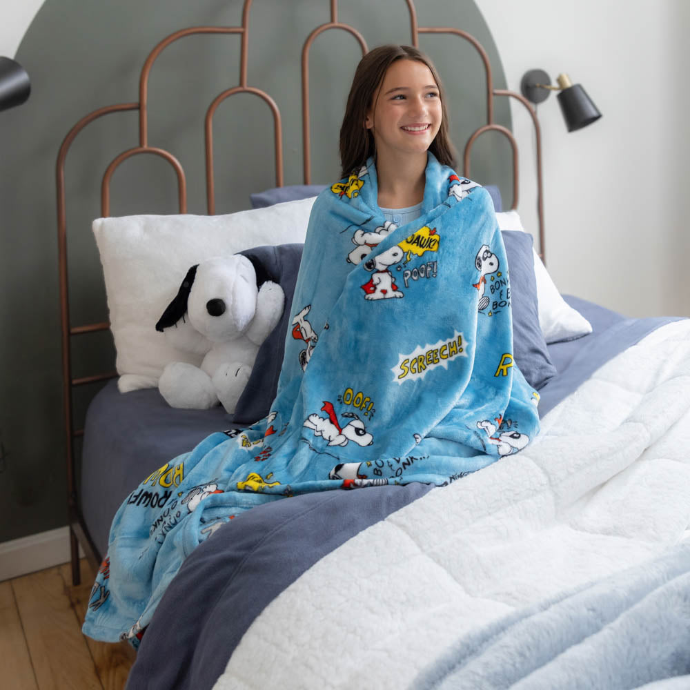 Peanuts® VelvetLoft® Throw