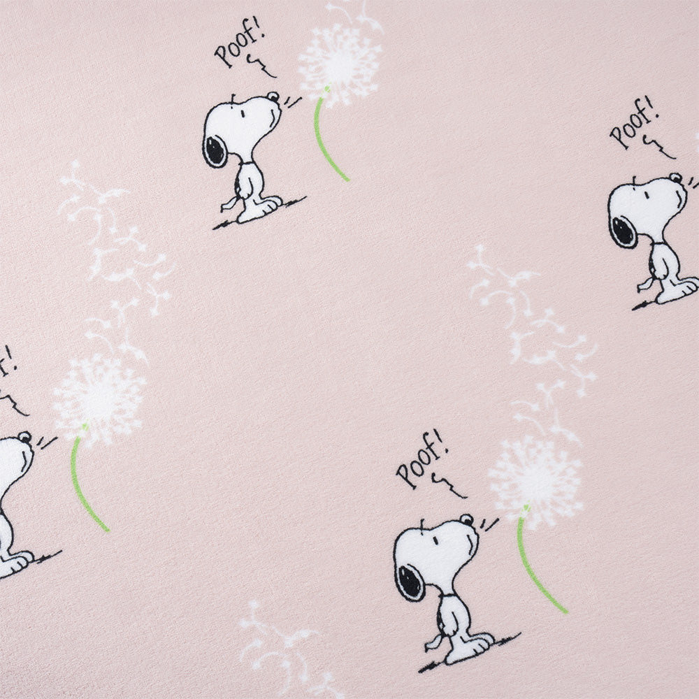 Peanuts® VelvetLoft® Throw