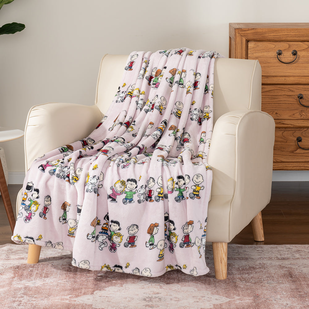 Peanuts® VelvetLoft® Throw