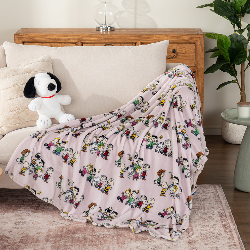Peanuts® VelvetLoft® Throw